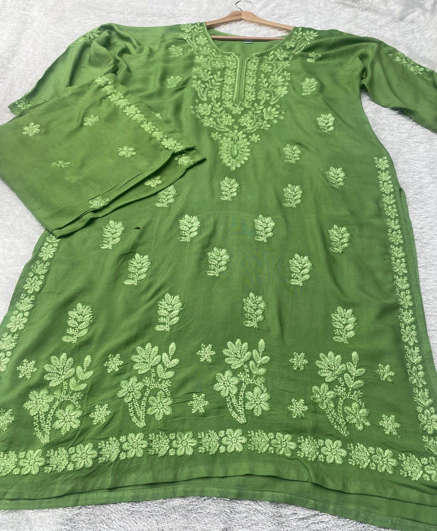 Authentic Nazakat  Lucknowi Kurta Set