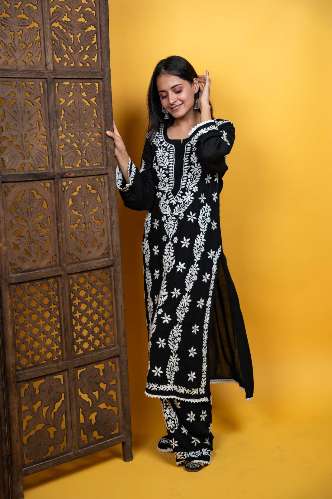 Aza Authentic Lucknowi kurta Palazzo Set