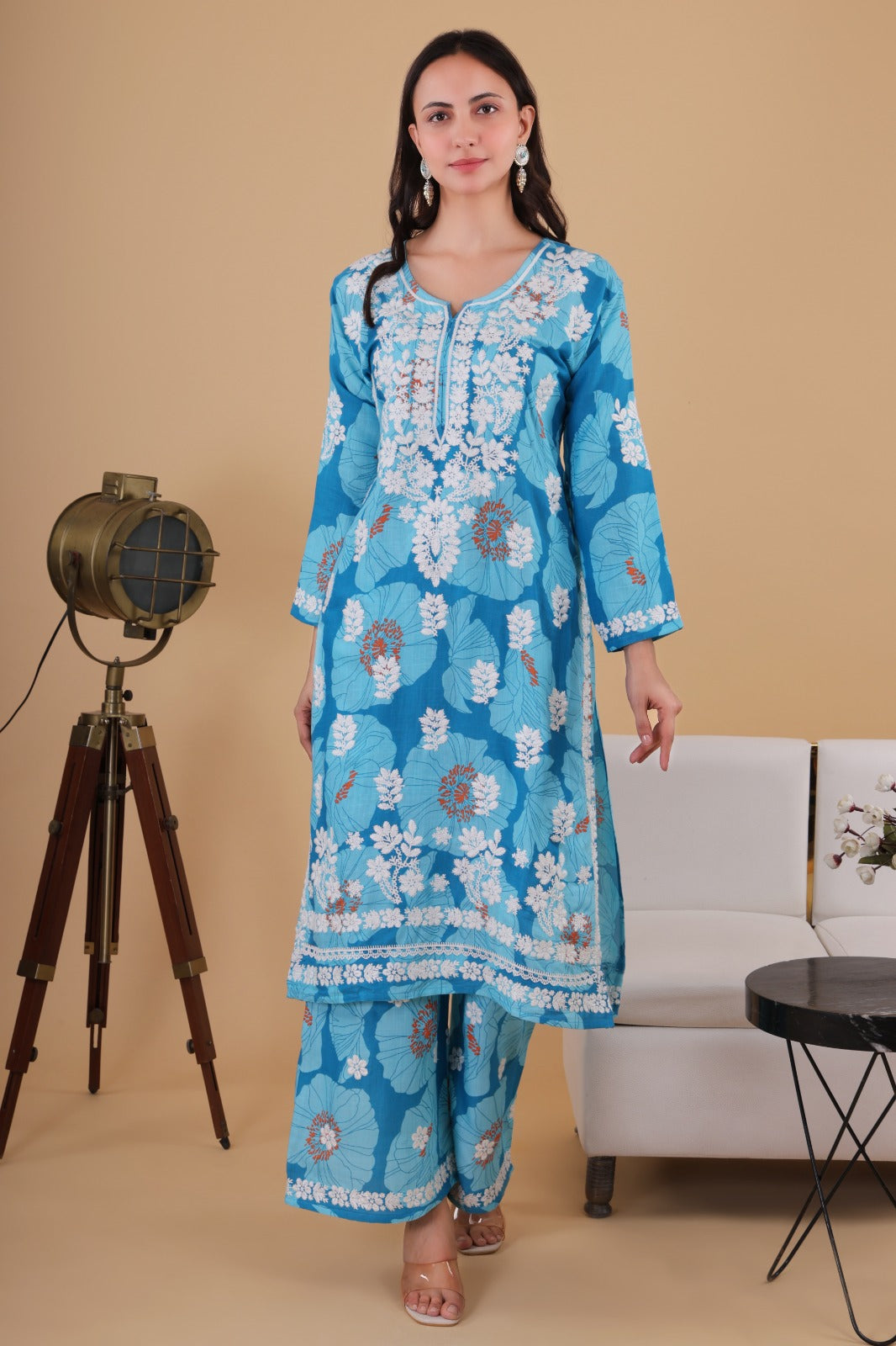 Ravisha Rangeen Doori Kurta Set