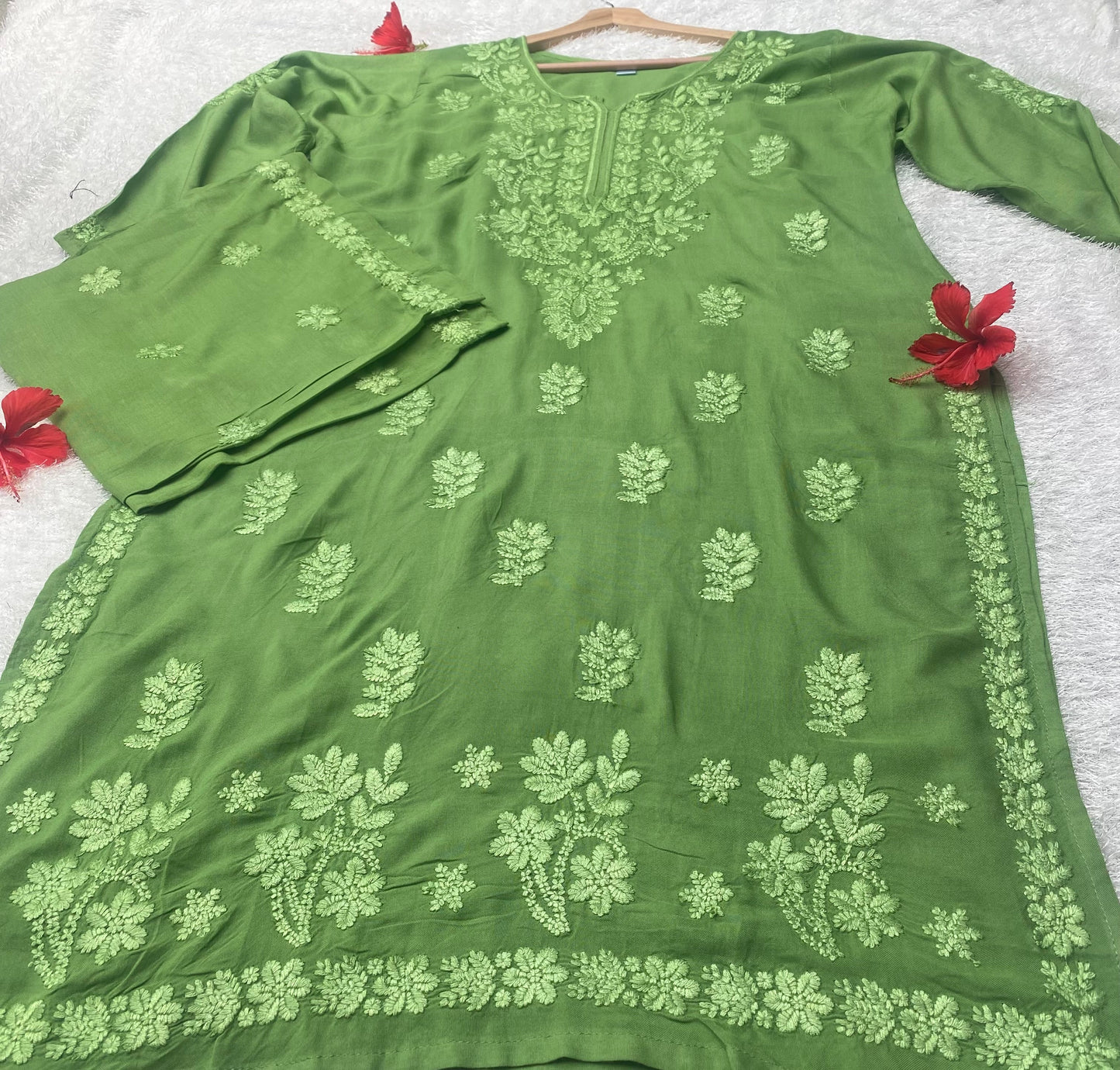 Authentic Nazakat  Lucknowi Kurta Set