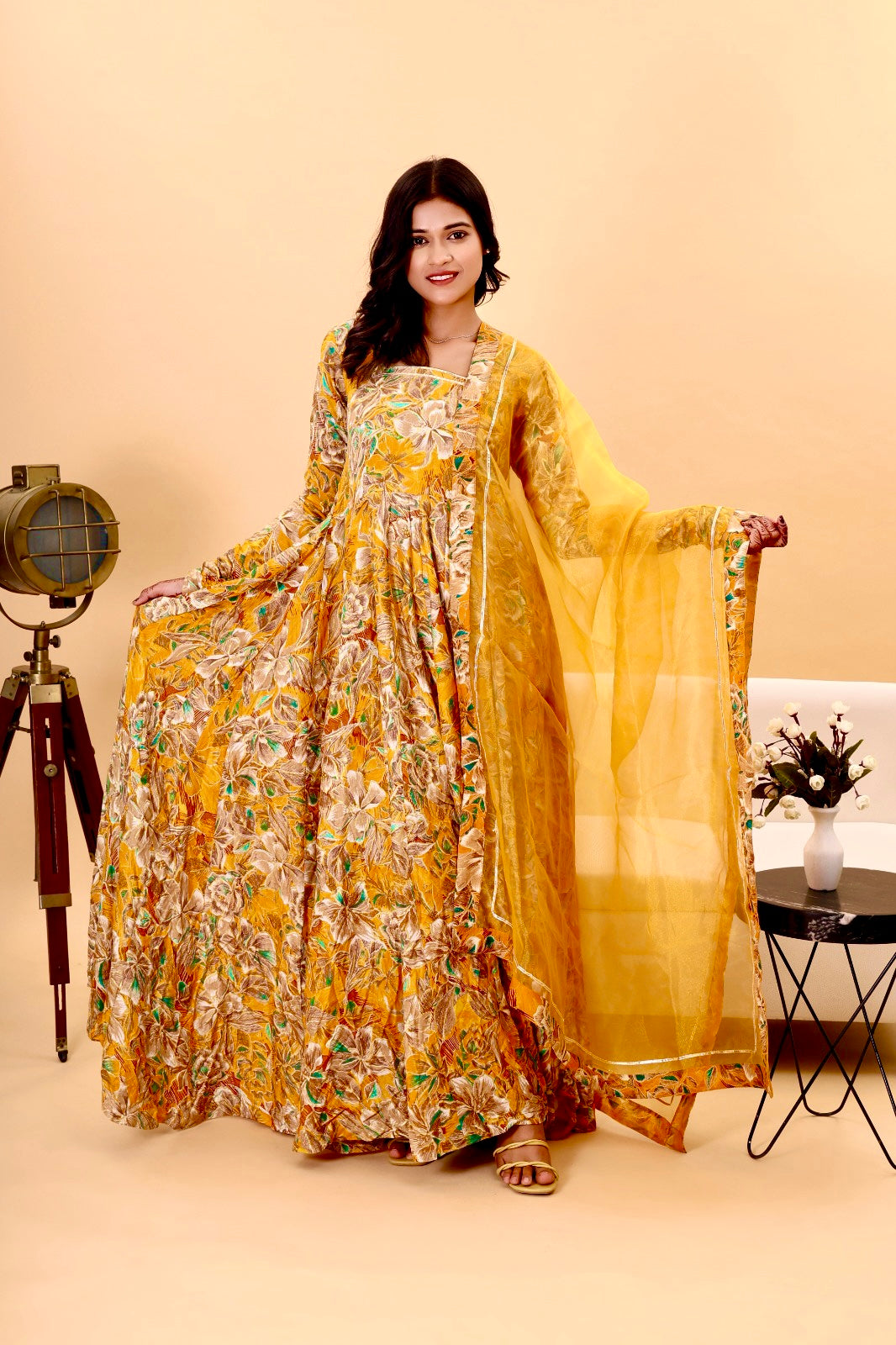 Rangeendori Anarkali Set