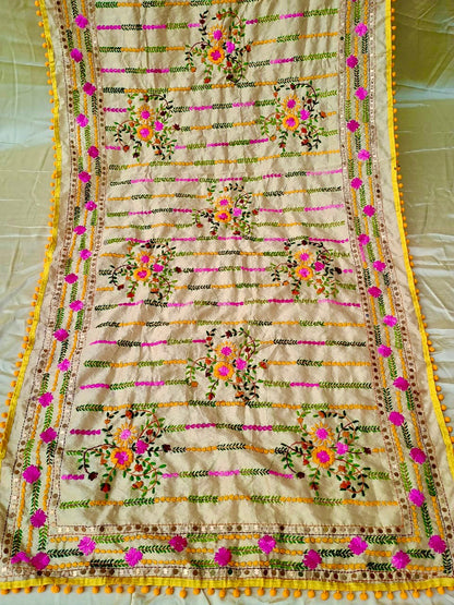 Hand Embroidered Phulkari Dupatta