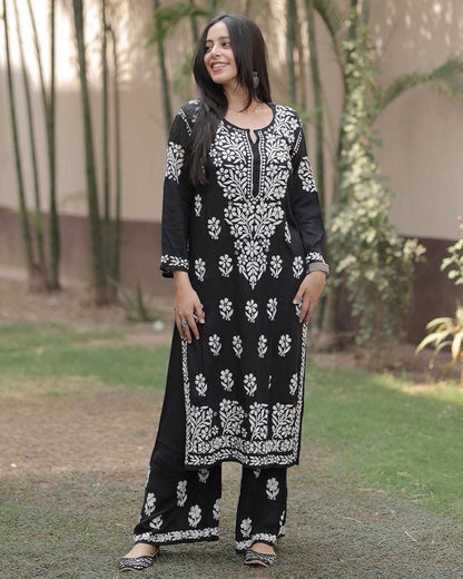 Authentic Chikankari Kurta Set